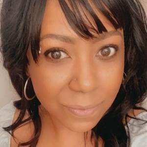 Meet your Posher, Sonia